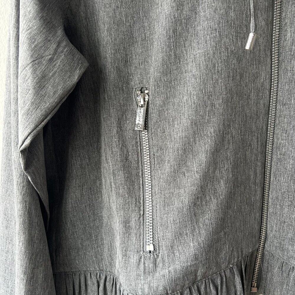 Calvin Klein Zip Front Jacket Women S/M Gray Ruffle Hem Lightweight NWOT - Picture 4 of 10